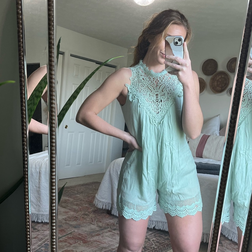 Boutique Lace High Neckline Romper Light Mint